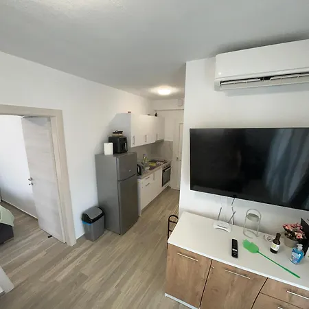 Sunshine Ofrynio Apartment With Private Pool 260Cm X 160Cm From Mid April To End Of September Офринио Экстерьер фото