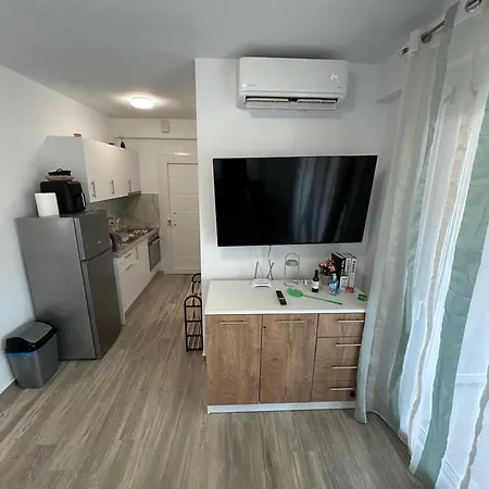 Sunshine Ofrynio Apartment With Private Pool 260Cm X 160Cm From Mid April To End Of September Офринио Экстерьер фото
